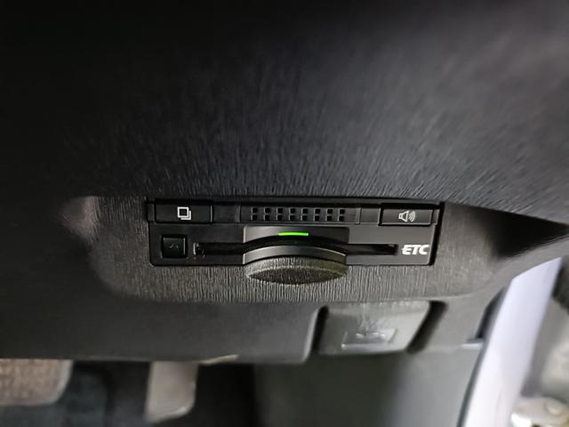 プリウス Gツーリングセレクション SDナビ フルセグTV リアカメラ スマートキー LEDヘッドライト 革シート Bluetooth クルコン 純正17インチアルミ ETC(22枚目)