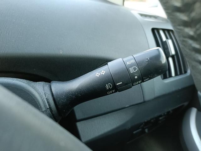 プリウス Gツーリングセレクション SDナビ フルセグTV リアカメラ スマートキー LEDヘッドライト 革シート Bluetooth クルコン 純正17インチアルミ ETC(25枚目)