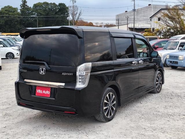 ステップワゴンスパーダ Ｚ　クールスピリット　メモリーナビ　フルセグＴＶ　リアカメラ　フリップダウンモニター　スマートキー　ＬＥＤヘッドライト　両側パワスラ　クルコン　純正１７インチアルミ　ＥＴＣ（14枚目）