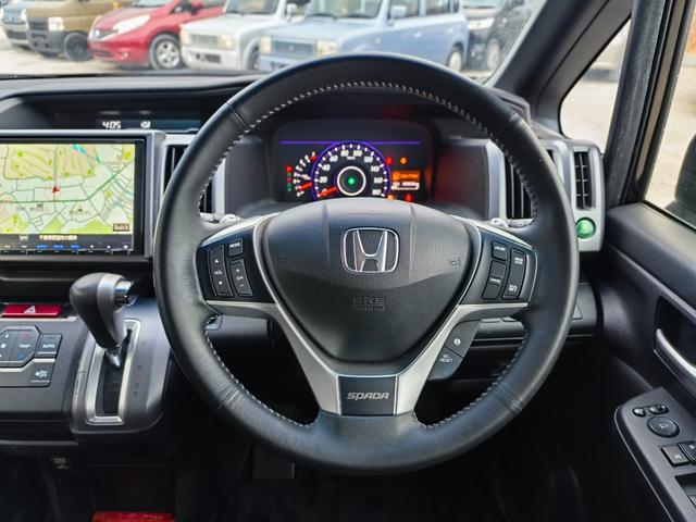 ステップワゴンスパーダ Ｚ　クールスピリット　メモリーナビ　フルセグＴＶ　リアカメラ　フリップダウンモニター　スマートキー　ＬＥＤヘッドライト　両側パワスラ　クルコン　純正１７インチアルミ　ＥＴＣ（19枚目）