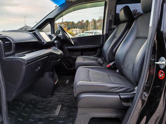 ステップワゴンスパーダ Ｚ　クールスピリット　メモリーナビ　フルセグＴＶ　リアカメラ　フリップダウンモニター　スマートキー　ＬＥＤヘッドライト　両側パワスラ　クルコン　純正１７インチアルミ　ＥＴＣ（51枚目）