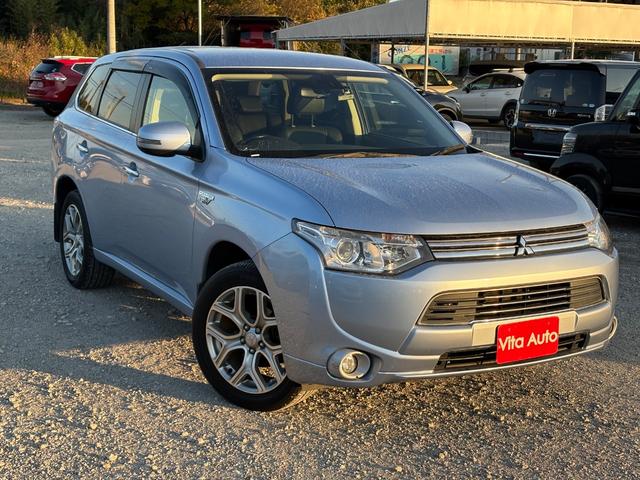 当店はご予約優先となります。特に週末お客様のご来店が多く店内が非常に混み合っており突然のご来店になりますと充分なご対応が出来ない場合がございます。事前にお電話または公式ＬＩＮＥにてご予約下さい！