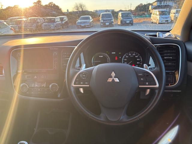 ☆当店は、１１時〜１６時までの間、お客様のご来店が多く、店内が非常に混み合っており、突然のご来店になりますと、充分なご接客が出来ない場合がございます。事前に０４−７１８６−６３０９までご予約下さい！