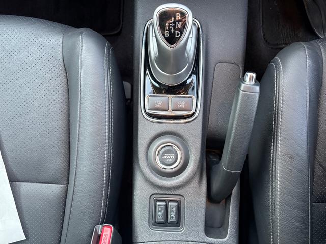 ローン実績２，０００件以上！一括では難しくてもローンならどうですか？求めていた車のワンランク上の車でもローンで、月々の支払いが少なく出来れば手に入ります。