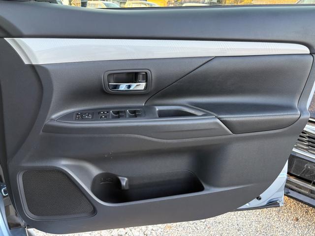 せっかくお気に入りの車が見つかったのに、遠方で取りに行けない、陸送費が高くてあきらめている方。今なら陸送費を割引価格でご提供中です。ご購入者の５６％（直近１年実績）方が大阪以外の地域からのご購入です。