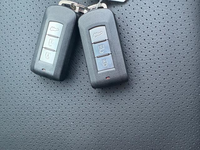 遠方で車を見に来れない方でもご安心ください。ご購入者の６７％（直近１年実績）の方が電話のみでご購入されています。今は電話でも、ネットとメールでも車が買える時代です。