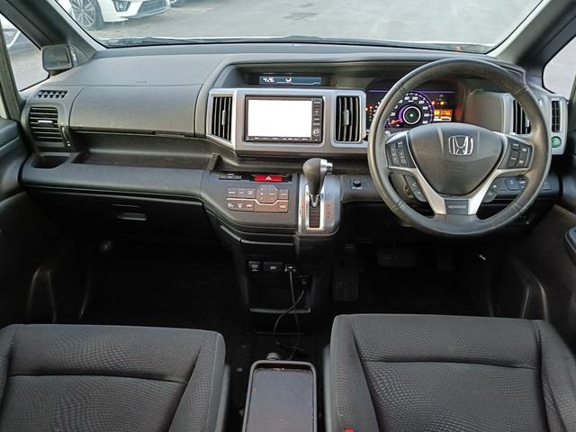 ステップワゴンスパーダ Ｚ　インターナビセレクション　ＨＤＤナビ　ワンセグＴＶ　リアカメラ　スマートキー　ＨＩＤヘッドライト　両側パワスラ　クルコン　純正１６インチアルミ　ＥＴＣ（18枚目）