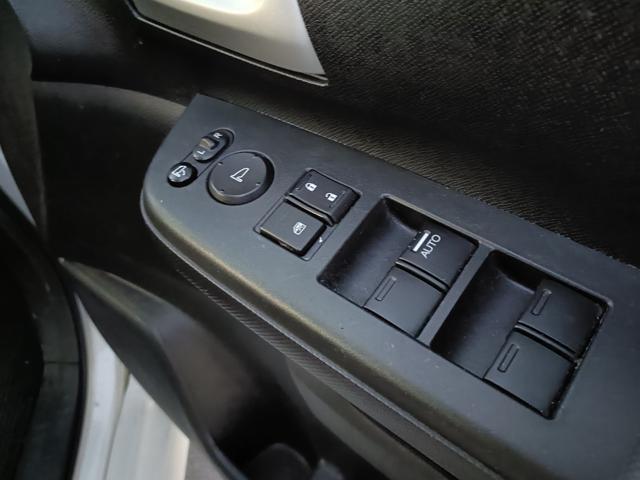 ステップワゴンスパーダ Ｚ　インターナビセレクション　ＨＤＤナビ　ワンセグＴＶ　リアカメラ　スマートキー　ＨＩＤヘッドライト　両側パワスラ　クルコン　純正１６インチアルミ　ＥＴＣ（20枚目）