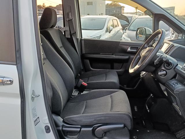 ステップワゴンスパーダ Ｚ　インターナビセレクション　ＨＤＤナビ　ワンセグＴＶ　リアカメラ　スマートキー　ＨＩＤヘッドライト　両側パワスラ　クルコン　純正１６インチアルミ　ＥＴＣ（34枚目）