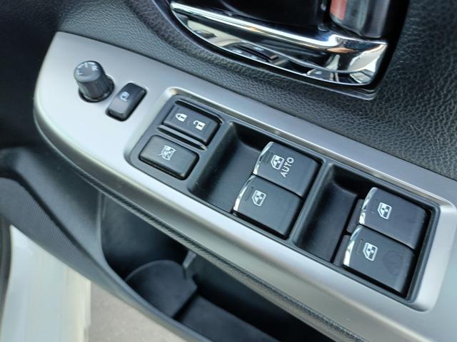 インプレッサスポーツ 2.0i-Sアイサイト 4WD SDナビ フルセグTV リアカメラ スマートキー HIDヘッドライト 衝突軽減ブレーキ Bluetooth ACC 純正14インチアルミ ETC(20枚目)