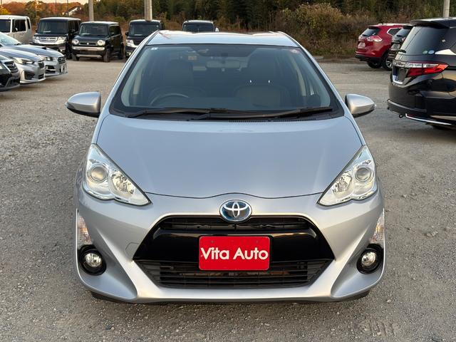 アクア Ｇブラックソフトレザーセレクション　ＳＤナビ　ワンセグＴＶ　スマートキー　ＬＥＤヘッドライト　Ｂｌｕｅｔｏｏｔｈ　クルコン　純正１５インチアルミ　ＥＴＣ（3枚目）