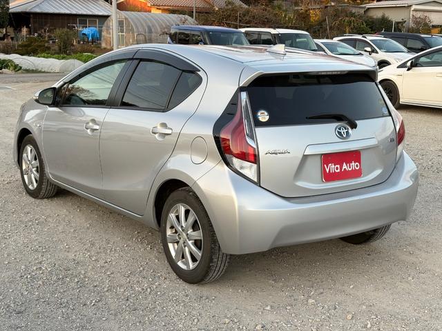 アクア Ｇブラックソフトレザーセレクション　ＳＤナビ　ワンセグＴＶ　スマートキー　ＬＥＤヘッドライト　Ｂｌｕｅｔｏｏｔｈ　クルコン　純正１５インチアルミ　ＥＴＣ（11枚目）