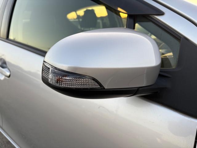 アクア Ｇブラックソフトレザーセレクション　ＳＤナビ　ワンセグＴＶ　スマートキー　ＬＥＤヘッドライト　Ｂｌｕｅｔｏｏｔｈ　クルコン　純正１５インチアルミ　ＥＴＣ（17枚目）