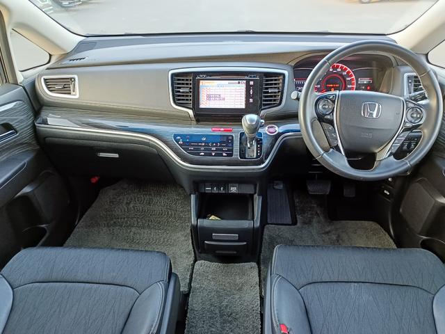 オデッセイ アブソルート・ＥＸ　４ＷＤ　メモリーナビ　フルセグＴＶ　全方位カメラ　フリップダウンモニター　スマートキー　ＬＥＤヘッドライト　衝突軽減ブレーキ　両側パワスラ　Ｂｌｕｅｔｏｏｔｈ　クルコン　純正１７インチアルミ　ＥＴＣ（18枚目）