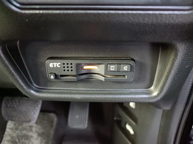 オデッセイ アブソルート・ＥＸ　４ＷＤ　メモリーナビ　フルセグＴＶ　全方位カメラ　フリップダウンモニター　スマートキー　ＬＥＤヘッドライト　衝突軽減ブレーキ　両側パワスラ　Ｂｌｕｅｔｏｏｔｈ　クルコン　純正１７インチアルミ　ＥＴＣ（22枚目）