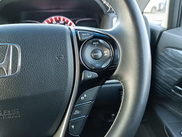 オデッセイ アブソルート・ＥＸ　４ＷＤ　メモリーナビ　フルセグＴＶ　全方位カメラ　フリップダウンモニター　スマートキー　ＬＥＤヘッドライト　衝突軽減ブレーキ　両側パワスラ　Ｂｌｕｅｔｏｏｔｈ　クルコン　純正１７インチアルミ　ＥＴＣ（24枚目）