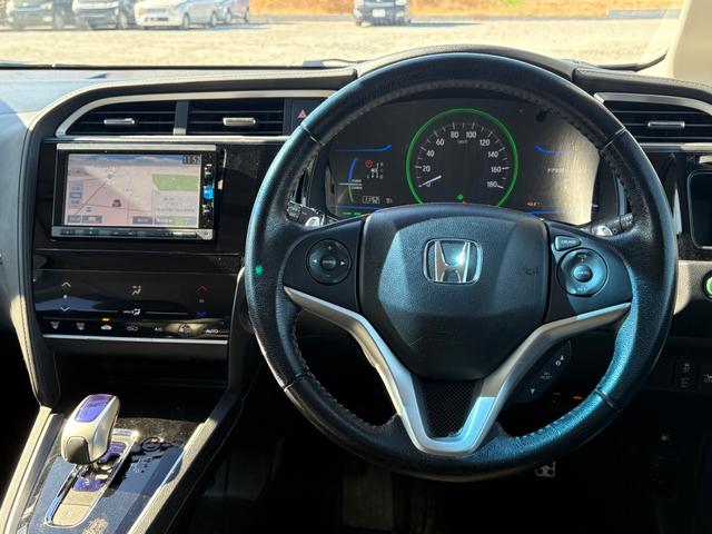 シャトル ハイブリッドＸスタイルエディション　メモリーナビ　ワンセグＴＶ　リアカメラ　スマートキー　ＬＥＤヘッドライト　衝突軽減ブレーキ　Ｂｌｕｅｔｏｏｔｈ　クルコン　純正１５インチ鉄　ＥＴＣ（17枚目）