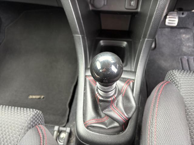 スイフトスポーツ ベースグレード SDナビ フルセグTV リアカメラ スマートキー LEDヘッドライト クルコン 純正17インチアルミ ETC(21枚目)