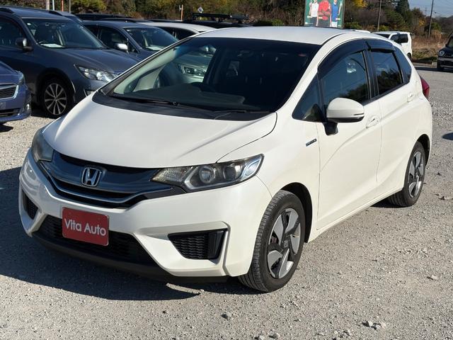 フィットハイブリッド Lパッケージ メモリーナビ フルセグTV リアカメラ スマートキー LEDヘッドライト 衝突軽減ブレーキ Bluetooth クルコン 純正15インチ鉄 ETC(5枚目)