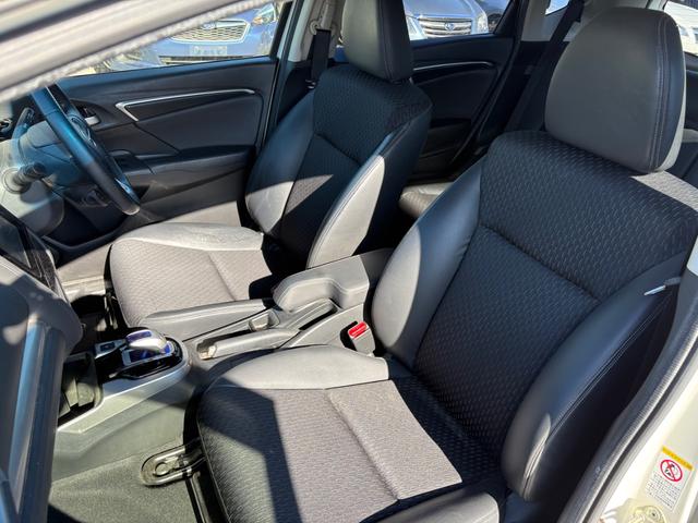 フィットハイブリッド Lパッケージ メモリーナビ フルセグTV リアカメラ スマートキー LEDヘッドライト 衝突軽減ブレーキ Bluetooth クルコン 純正15インチ鉄 ETC(41枚目)