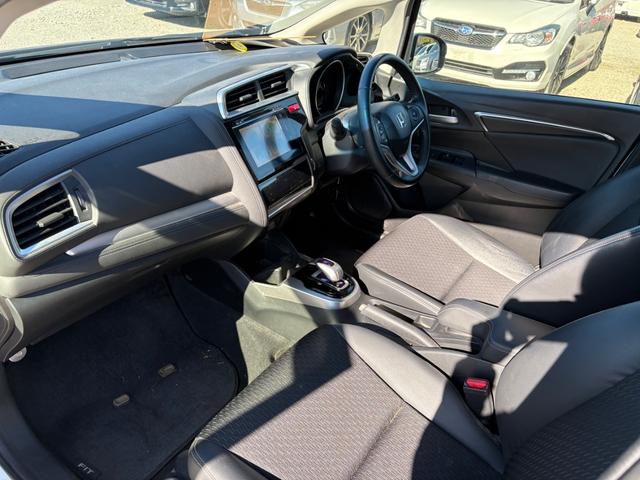 フィットハイブリッド Lパッケージ メモリーナビ フルセグTV リアカメラ スマートキー LEDヘッドライト 衝突軽減ブレーキ Bluetooth クルコン 純正15インチ鉄 ETC(42枚目)