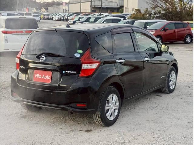 ノート ｅ－パワー　Ｘ　ＳＤナビ　フルセグＴＶ　全方位カメラ　スマートキー　ＬＥＤヘッドライト　衝突軽減ブレーキ　Ｂｌｕｅｔｏｏｔｈ　純正１４インチ鉄　ＥＴＣ（14枚目）