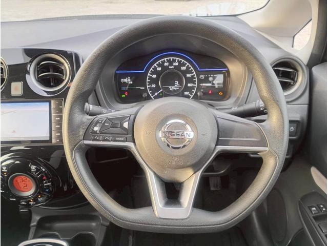 ノート ｅ－パワー　Ｘ　ＳＤナビ　フルセグＴＶ　全方位カメラ　スマートキー　ＬＥＤヘッドライト　衝突軽減ブレーキ　Ｂｌｕｅｔｏｏｔｈ　純正１４インチ鉄　ＥＴＣ（20枚目）