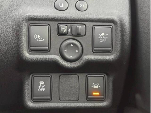 ノート ｅ－パワー　Ｘ　ＳＤナビ　フルセグＴＶ　全方位カメラ　スマートキー　ＬＥＤヘッドライト　衝突軽減ブレーキ　Ｂｌｕｅｔｏｏｔｈ　純正１４インチ鉄　ＥＴＣ（30枚目）