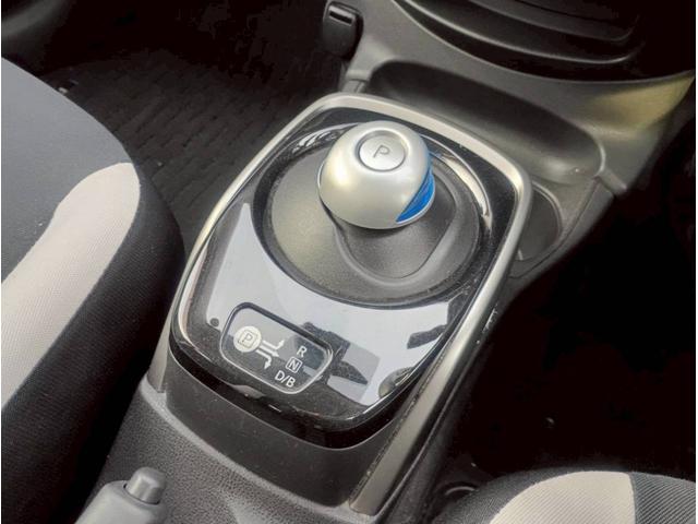 ノート ｅ－パワー　Ｘ　ＳＤナビ　フルセグＴＶ　全方位カメラ　スマートキー　ＬＥＤヘッドライト　衝突軽減ブレーキ　Ｂｌｕｅｔｏｏｔｈ　純正１４インチ鉄　ＥＴＣ（32枚目）