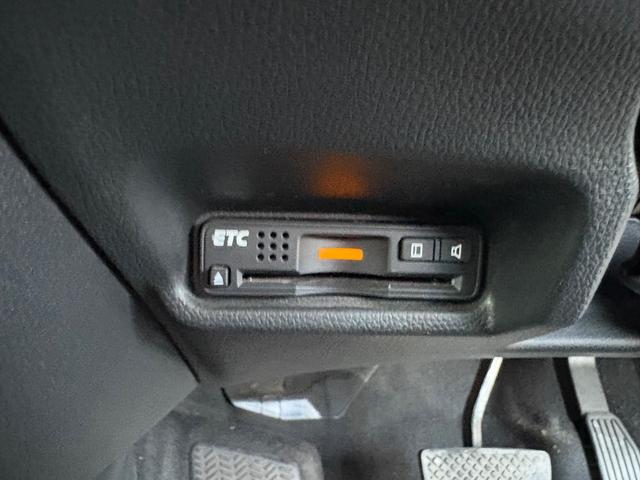 フィットハイブリッド Lパッケージ メモリーナビ フルセグTV リアカメラ スマートキー LEDヘッドライト 衝突軽減ブレーキ 前後ドラレコ Bluetooth クルコン 純正15インチ鉄 ETC(30枚目)