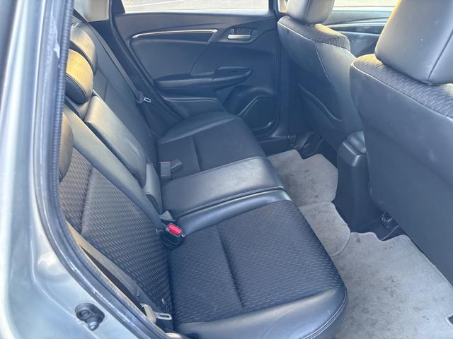 フィットハイブリッド Lパッケージ メモリーナビ フルセグTV リアカメラ スマートキー LEDヘッドライト 衝突軽減ブレーキ 前後ドラレコ Bluetooth クルコン 純正15インチ鉄 ETC(36枚目)