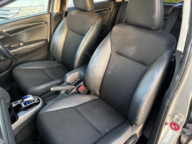 フィットハイブリッド Lパッケージ メモリーナビ フルセグTV リアカメラ スマートキー LEDヘッドライト 衝突軽減ブレーキ 前後ドラレコ Bluetooth クルコン 純正15インチ鉄 ETC(43枚目)