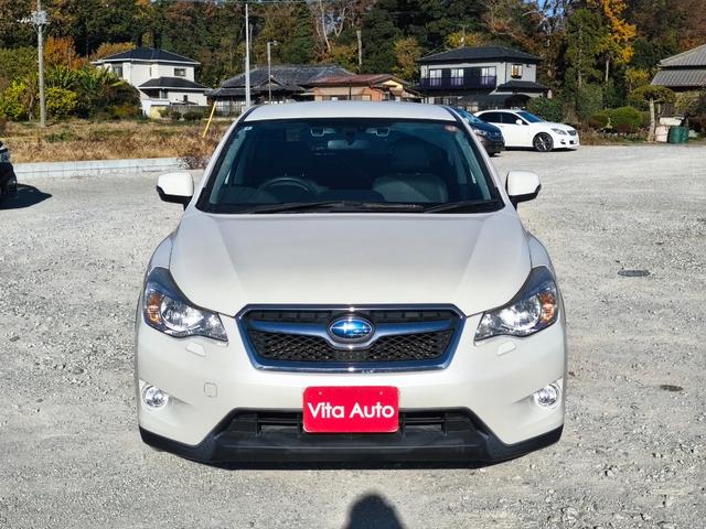 ＸＶハイブリッド ２．０ｉ－Ｌ　アイサイト　４ＷＤ　メモリーナビ　フルセグＴＶ　リアカメラ　スマートキー　ＨＩＤヘッドライト　衝突軽減ブレーキ　革シート　シートヒーター　Ｂｌｕｅｔｏｏｔｈ　ＡＣＣ　純正１７インチアルミ　ＥＴＣ（4枚目）