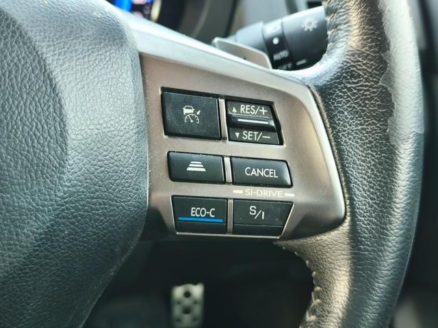 ＸＶハイブリッド ２．０ｉ－Ｌ　アイサイト　４ＷＤ　メモリーナビ　フルセグＴＶ　リアカメラ　スマートキー　ＨＩＤヘッドライト　衝突軽減ブレーキ　革シート　シートヒーター　Ｂｌｕｅｔｏｏｔｈ　ＡＣＣ　純正１７インチアルミ　ＥＴＣ（24枚目）