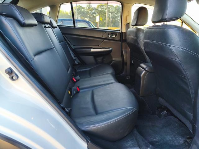 ＸＶハイブリッド ２．０ｉ－Ｌ　アイサイト　４ＷＤ　メモリーナビ　フルセグＴＶ　リアカメラ　スマートキー　ＨＩＤヘッドライト　衝突軽減ブレーキ　革シート　シートヒーター　Ｂｌｕｅｔｏｏｔｈ　ＡＣＣ　純正１７インチアルミ　ＥＴＣ（36枚目）