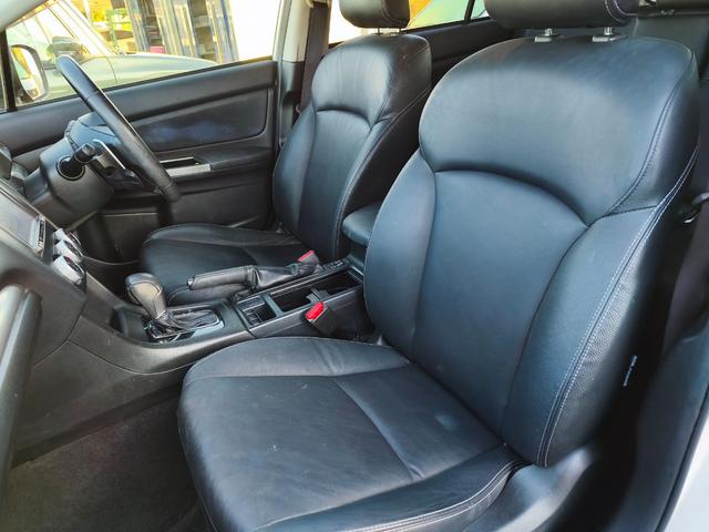 ＸＶハイブリッド ２．０ｉ－Ｌ　アイサイト　４ＷＤ　メモリーナビ　フルセグＴＶ　リアカメラ　スマートキー　ＨＩＤヘッドライト　衝突軽減ブレーキ　革シート　シートヒーター　Ｂｌｕｅｔｏｏｔｈ　ＡＣＣ　純正１７インチアルミ　ＥＴＣ（48枚目）