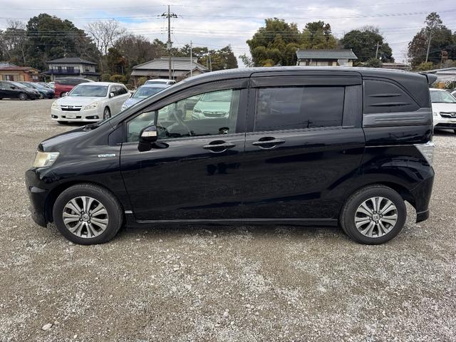 フリードスパイクハイブリッド ジャストセレクション メモリーナビ フルセグTV リアカメラ スマートキー HIDヘッドライト 両側パワスラ Bluetooth クルコン 純正15インチアルミ ETC(7枚目)