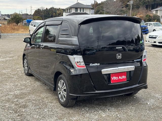 フリードスパイクハイブリッド ジャストセレクション メモリーナビ フルセグTV リアカメラ スマートキー HIDヘッドライト 両側パワスラ Bluetooth クルコン 純正15インチアルミ ETC(10枚目)