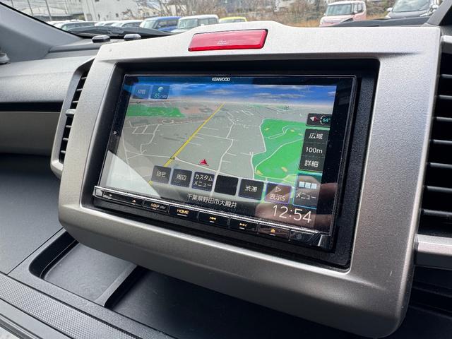 フリードスパイクハイブリッド ジャストセレクション メモリーナビ フルセグTV リアカメラ スマートキー HIDヘッドライト 両側パワスラ Bluetooth クルコン 純正15インチアルミ ETC(18枚目)