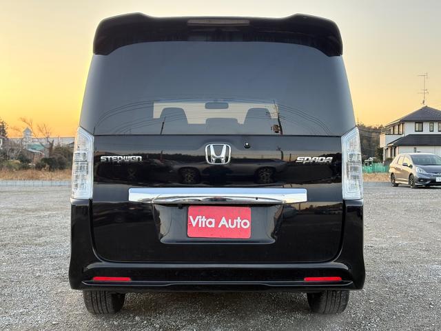 ステップワゴンスパーダ Ｚ　メモリーナビ　フルセグＴＶ　リアカメラ　スマートキー　ＬＥＤヘッドライト　両側パワスラ　社外１６インチアルミ　ＥＴＣ（12枚目）