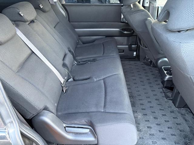 ステップワゴンスパーダ Ｚ　メモリーナビ　フルセグＴＶ　リアカメラ　スマートキー　ＬＥＤヘッドライト　両側パワスラ　社外１６インチアルミ　ＥＴＣ（31枚目）