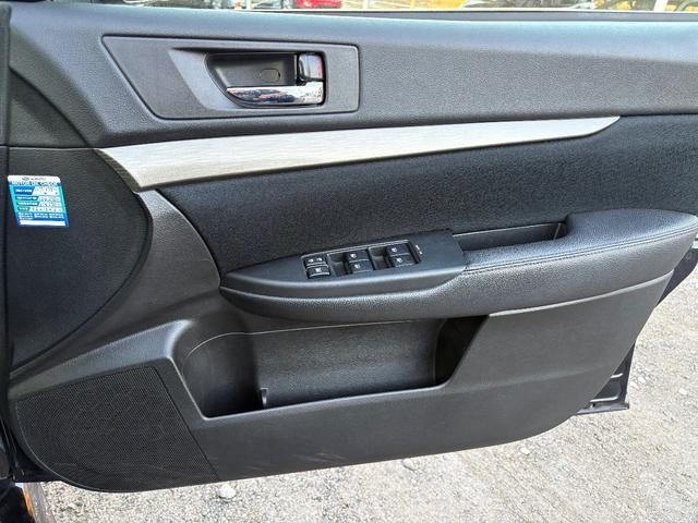 �����ŎԂ����ɗ���Ȃ����ł������S���������B���w���҂̂U�V���i���߂P�N���сj�̕����d�b�݂̂ł��w������Ă��܂��B���͓d�b�ł��A�l�b�g�ƃ��[���ł��Ԃ������鎞��ł��B