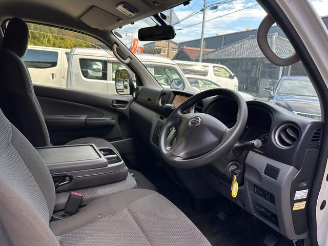 NV350キャラバンバン ロングDXターボ AC PS PW 社外ナビ(17枚目)