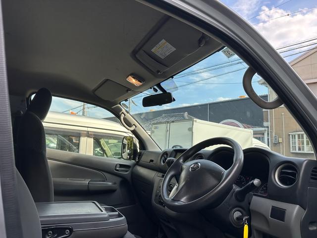 ＮＶ３５０キャラバンバン ロングＤＸ　ＡＣ　ＰＳ　ＰＷ　エアＢ　純正ナビ　ＥＴＣ（11枚目）