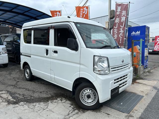 ＮＶ１００クリッパーバン ＤＸ　平成２７年式・走行距離５７０００ｋｍ・７インチナビゲーション・テレビ・ＴＶ・Ｂｌｕｅｔｏｏｔｈ・ラジオ・バックカメラ・ＥＴＣ車載器・ＣＦカーゴマット・キーレス・パワステ・マニュアルエアコン・ヒーター（3枚目）