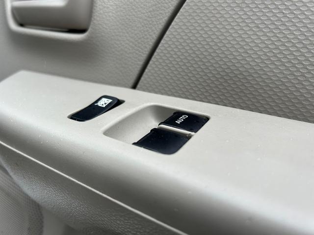 ＮＶ１００クリッパーバン ＤＸ　平成２７年式・走行距離５７０００ｋｍ・７インチナビゲーション・テレビ・ＴＶ・Ｂｌｕｅｔｏｏｔｈ・ラジオ・バックカメラ・ＥＴＣ車載器・ＣＦカーゴマット・キーレス・パワステ・マニュアルエアコン・ヒーター（28枚目）