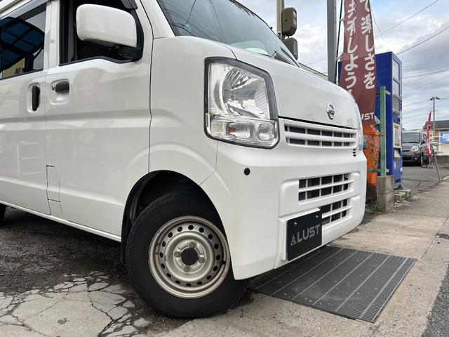 ＮＶ１００クリッパーバン ＤＸ　ＧＬセーフティパッケージ　令和１年式・走行距離８４０００ｋｍ・事業用登録可・キーレス・オーバーヘッドシェルフ・衝突軽減ブレーキ・電動格納式ドアミラー・パワーウィンドウ・リクライニングシート・クリアランスソナー・１カ月無償保証（11枚目）