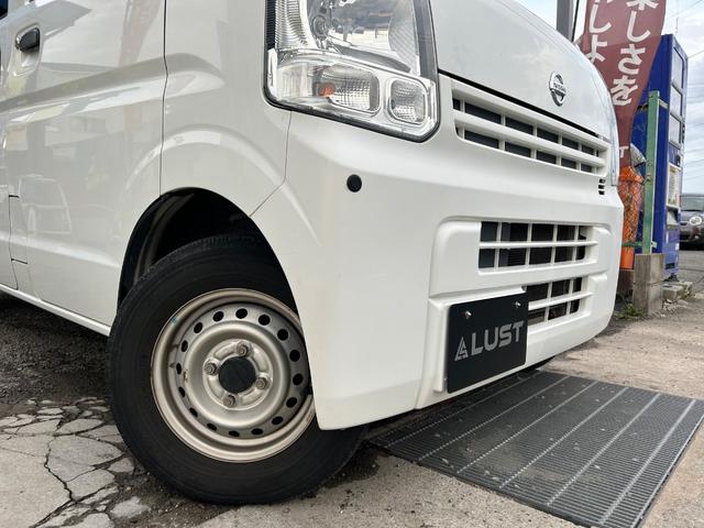 ＮＶ１００クリッパーバン ＤＸ　ＧＬセーフティパッケージ　令和１年式・走行距離８４０００ｋｍ・事業用登録可・キーレス・オーバーヘッドシェルフ・衝突軽減ブレーキ・電動格納式ドアミラー・パワーウィンドウ・リクライニングシート・クリアランスソナー・１カ月無償保証（24枚目）