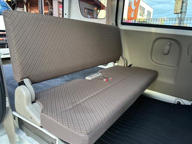 ＮＶ１００クリッパーバン ＤＸ　ＧＬセーフティパッケージ　令和１年式・走行距離８４０００ｋｍ・事業用登録可・キーレス・オーバーヘッドシェルフ・衝突軽減ブレーキ・電動格納式ドアミラー・パワーウィンドウ・リクライニングシート・クリアランスソナー・１カ月無償保証（53枚目）