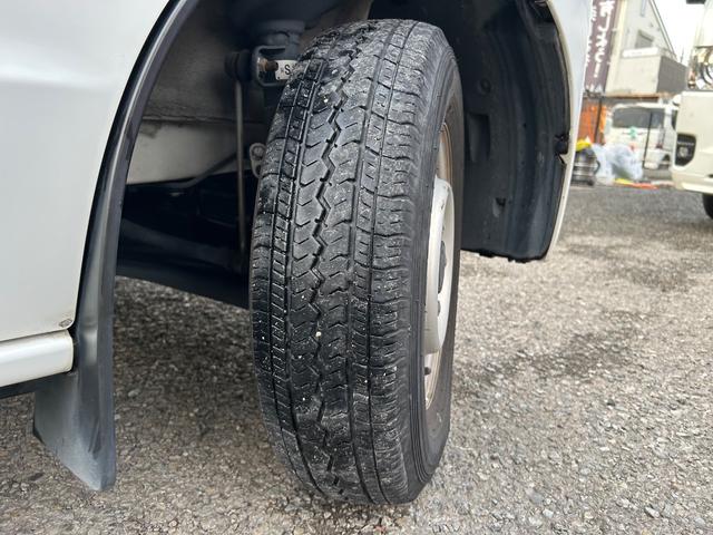 ＮＶ１００クリッパーバン ＤＸ　ＧＬセーフティパッケージ　令和１年式・走行距離８４０００ｋｍ・事業用登録可・キーレス・オーバーヘッドシェルフ・衝突軽減ブレーキ・電動格納式ドアミラー・パワーウィンドウ・リクライニングシート・クリアランスソナー・１カ月無償保証（68枚目）